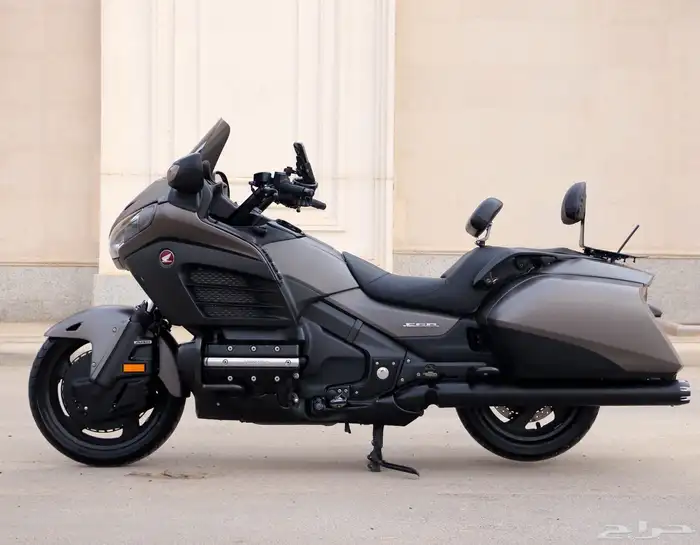دباب هوندا قولد وينق Honda Goldwing F6B 2017 3