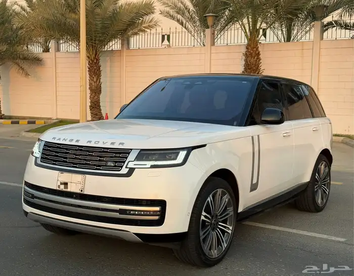 رنج روفر اوتوبيغرافي 2022 - على الضمان 2