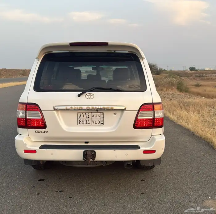 لاندكروزر GXR 6 سلندر 2006 أبيض لؤلؤي للبيع 0