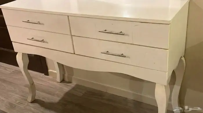 تسريحة للبيع 0