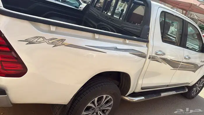 هايلوكس 2018 فل بنزين مالك اول 3