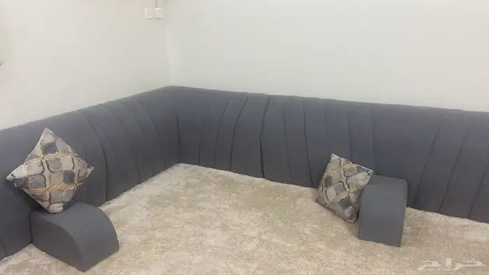 متاكي ضهر مع فرشه شبه جديده 0