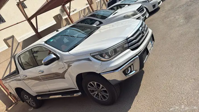 هايلوكس 2018 فل بنزين مالك اول 5