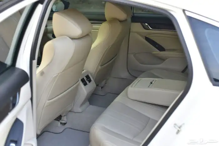 هوندا أكورد 2019 EX عبدالله هاشم 10