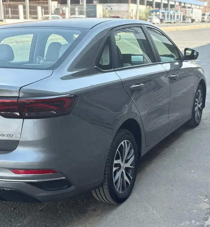 جيلي اميجراند 2024 5