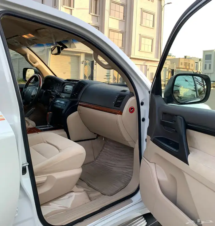 لاندكروزر GX 2015 ( هدد ) السعر مذكور بالاعلان 30