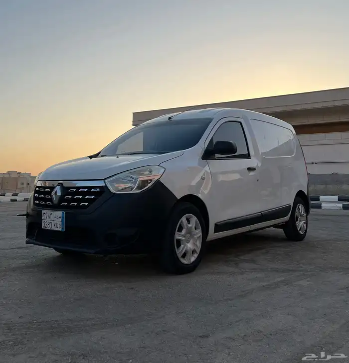 رينو دوكر فان 20