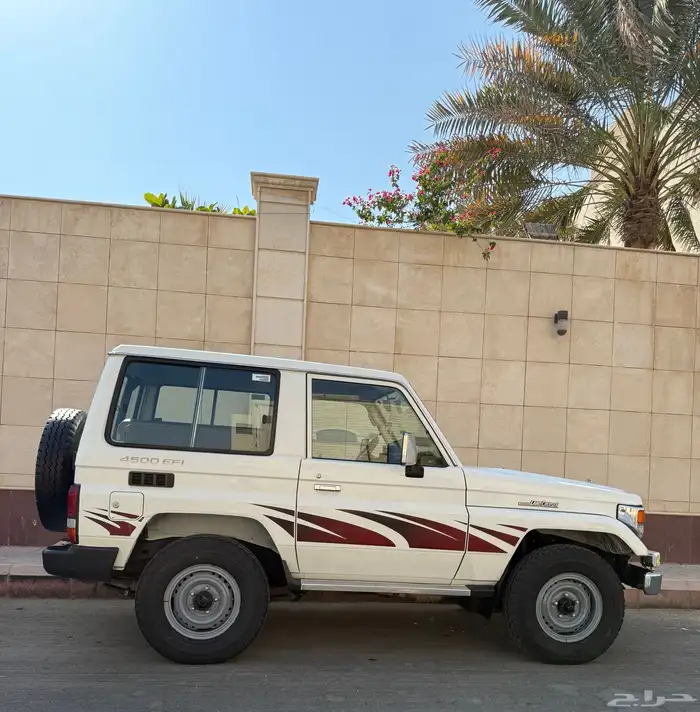 ربع 2005 مبيعات مطار الملك خالد 33