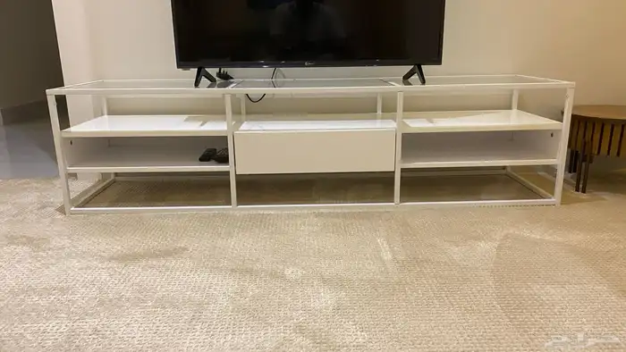 ثلاجة غرفة نوم او مكتب وطاولة تلفزيون 1