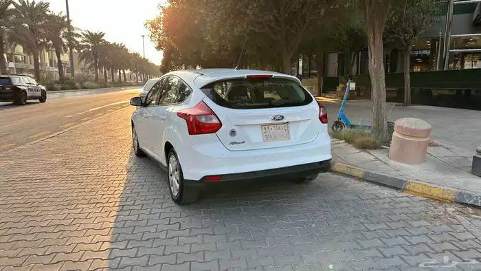 فورد فوكس هاتش باك 2014 7