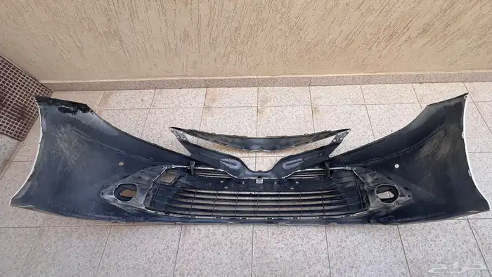 للبيع صدام كامري وكفرات 1