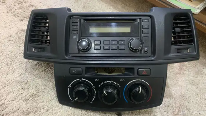 ديكور ومسجل وكاله جدد هايلوكس 2012-2015 0