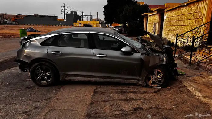 كيا k5 2022 تالف للبيع تشليح للتواصل واتس 3