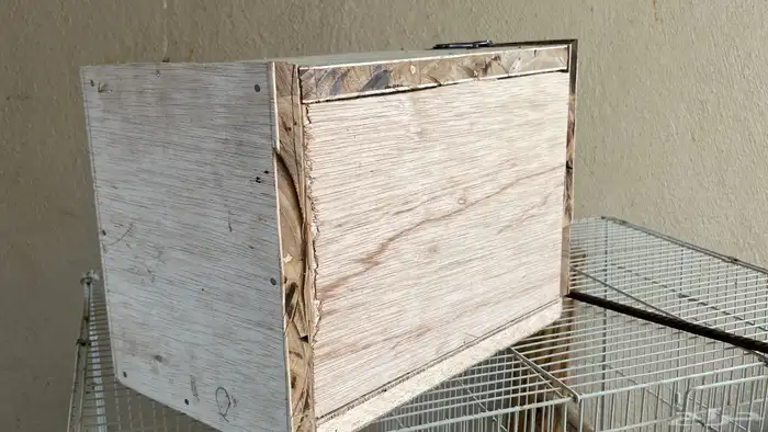 مستلزمات طيور إبر غر ونشاره وماكليات وعظم حبار وبياضات 10