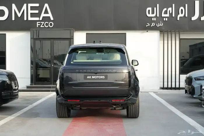 2025 Range Rover Autobiography P530 V8 جديد اصفار 2