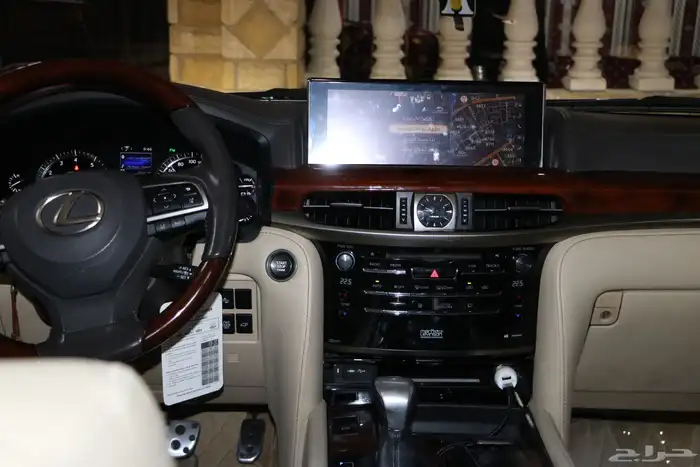 لكزس LX 570 موديل 2020 للبيع 10