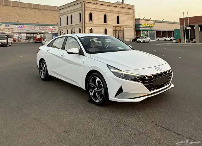 هونداي النترا 2021 ( بنزين ) فل كامل بدون فتحه سقف للبيع 2