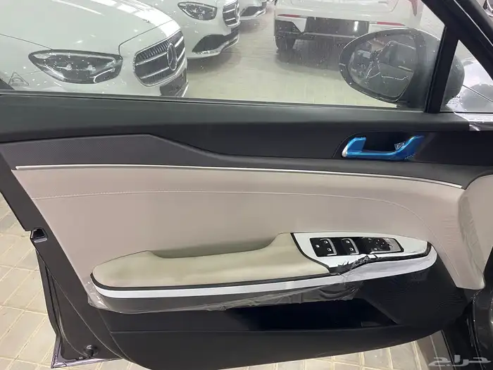 كيا كي 5 2026 ستاندر سعودي ( بنزين) 2.5L 9