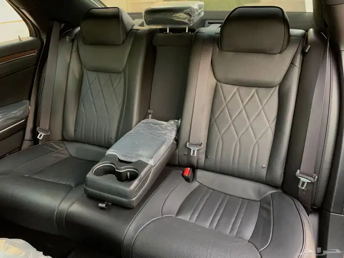 كرايسلر 2021 300C فل كامل 35