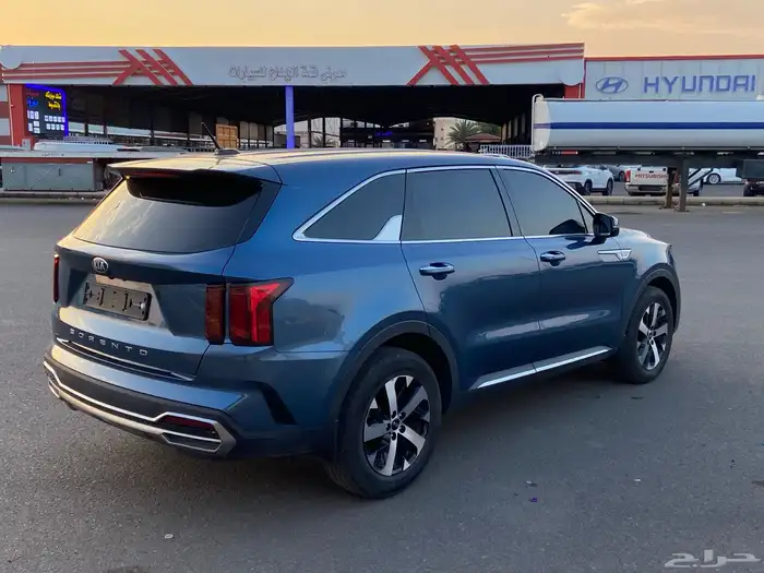 كيا سورنتو 2021 ( ديزل ) 7 مقاعد 4