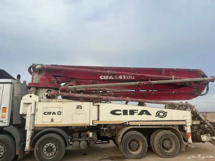 مضخة خرسانة بمب سيفا إيطالية 1