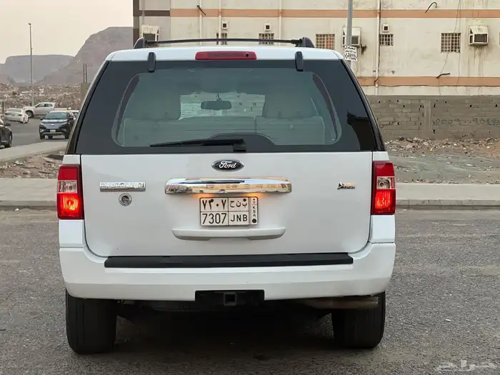 فورد اكسبديشن 2012 سعودي نظييف 7