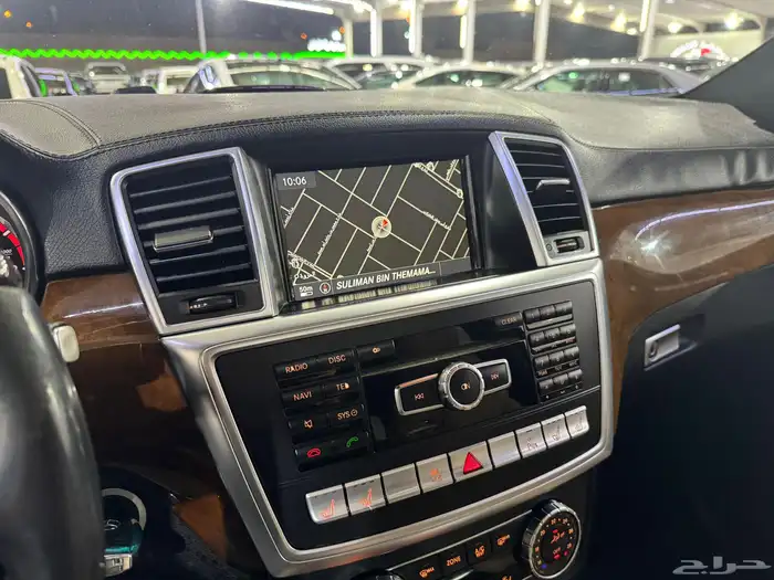 مرسيدس GL 500 2015 ( بحالة الوكالة ) 30