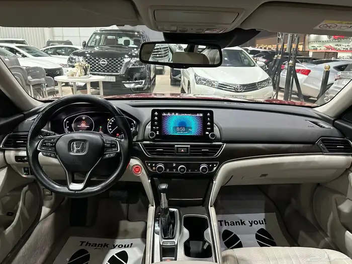 هوندا اكورد موديل 2018 فل كامل 17