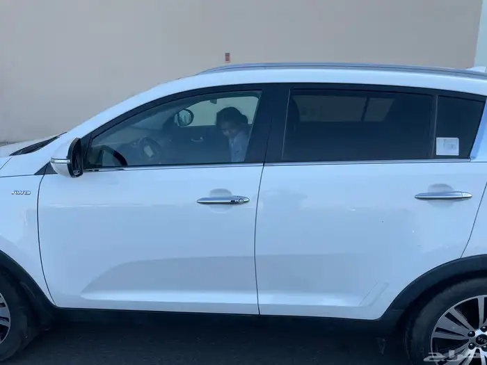 للبيع كيا اسبواتاج 9