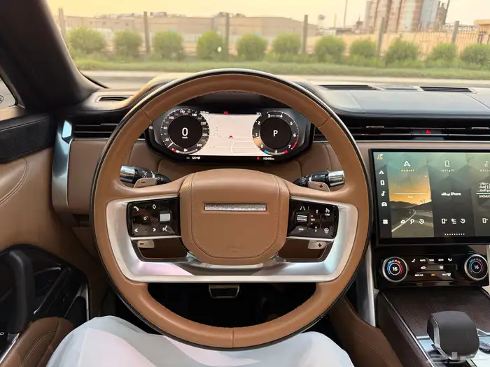 رنج روفر اوتوبيغرافي 2022 - على الضمان 49