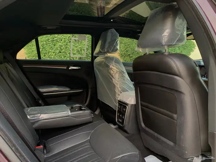 كرايسلر 2021 300C فل كامل 36