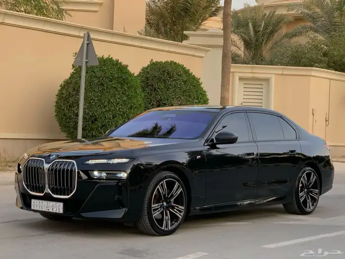 بي ام دبليو 735Li موديل 2024 بحالة الوكاله ممشى 55 الف 20