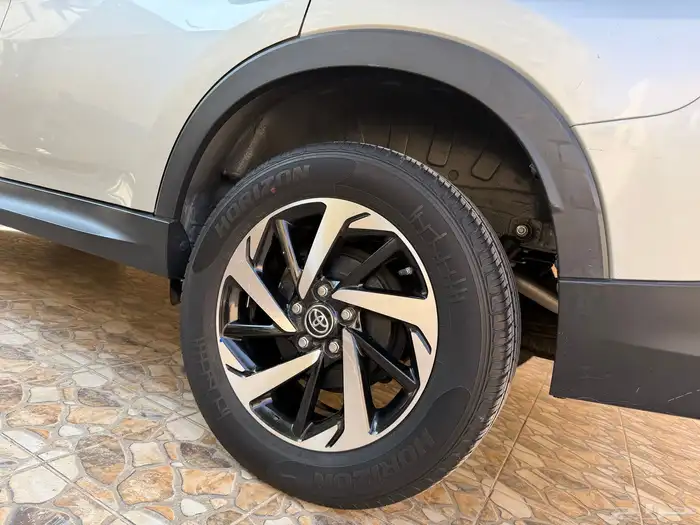 تيوتا راش المديل 2020 ( G ) سعودية عبداللطيف جميل بدي وكالة 15