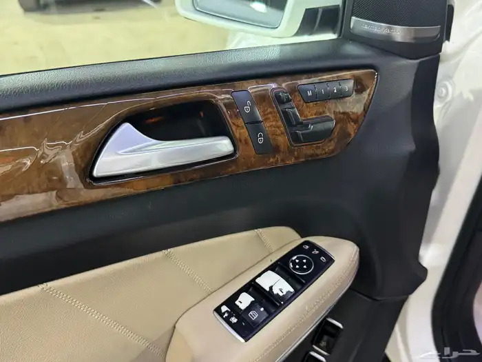 مرسيدس GL 500 2015 ( بحالة الوكالة ) 7