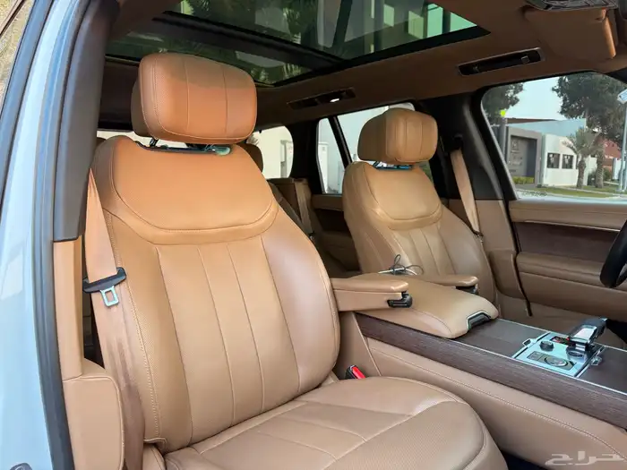 رنج روفر اوتوبيغرافي 2022 - على الضمان 36