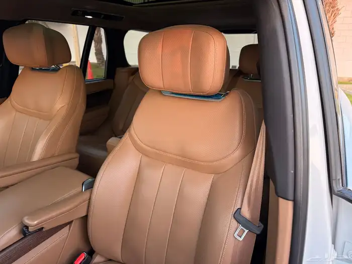 رنج روفر اوتوبيغرافي 2022 - على الضمان 45