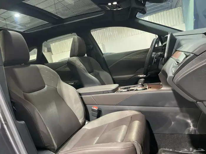 لكزس RX350h 2024 15