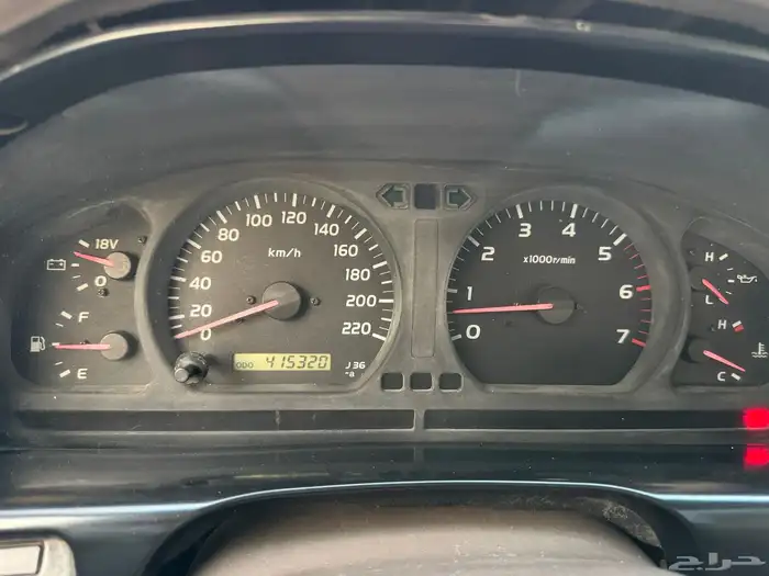 تويوتا لاندكروزر فل كامل 2002 18