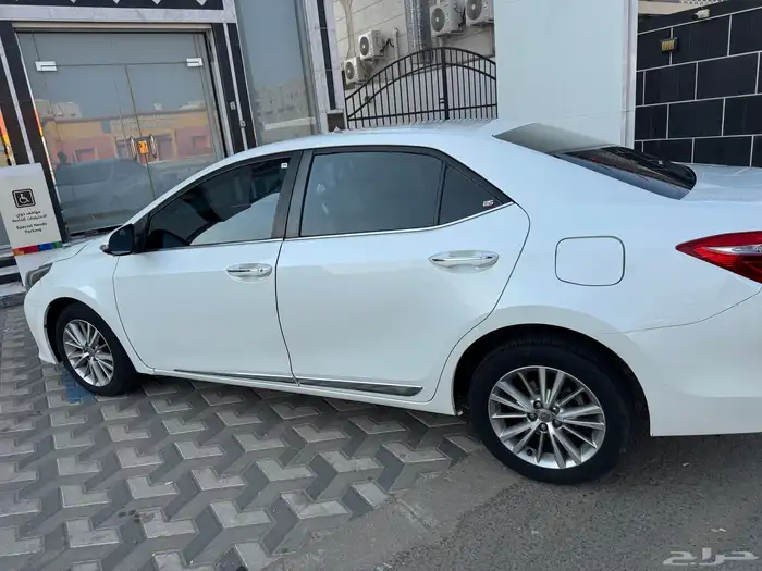 سياره كوريلا موديل 2016 فل بدون فتحت سقف دخولذكي حساسات 2