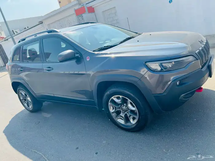 جيب شروكي تريل هوك 2019 3