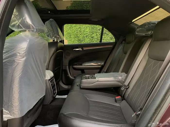 كرايسلر 2021 300C فل كامل 33