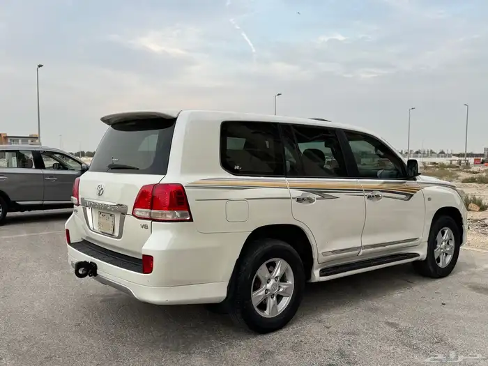 لاندكروزر في اكس ار 2010 3