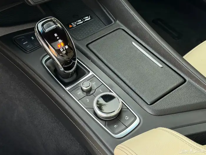 كاديلاك CT5 موديل 2024 ممشى 42 الف تحت الضمان والصيانة 43