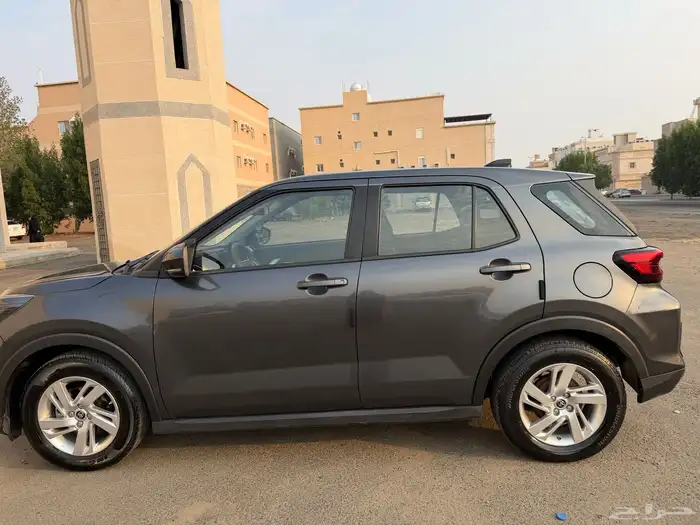 تويوتا رايز موديل 2023ماشيه 61الف 3