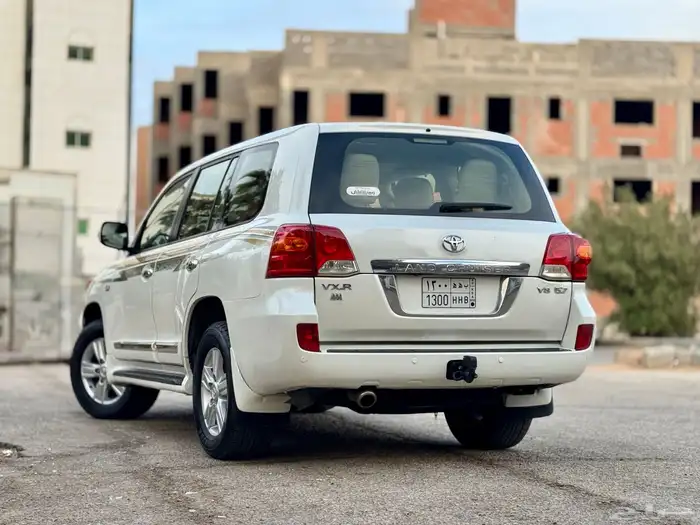 للبيع في اكس ار (VX-R) ((5.7)) 2012 ((نظيف)) 18