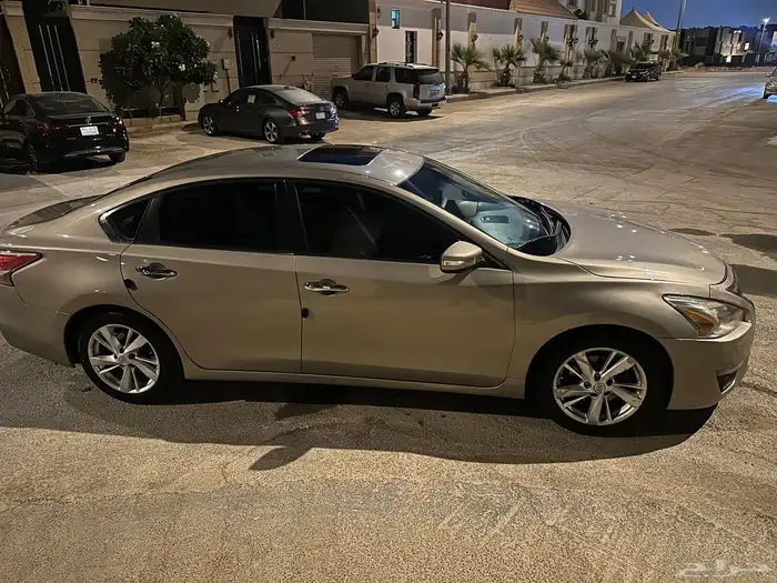 Altima 2013 for sell 8