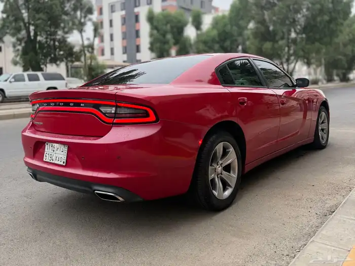 دودج تشارجر 2016 ممشى قليل بودي وكالة نظيفة جدا للبيع 5