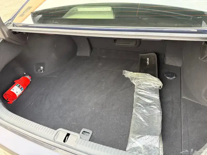 لكزس Es250 موديل 2023 شرط وكاله 36