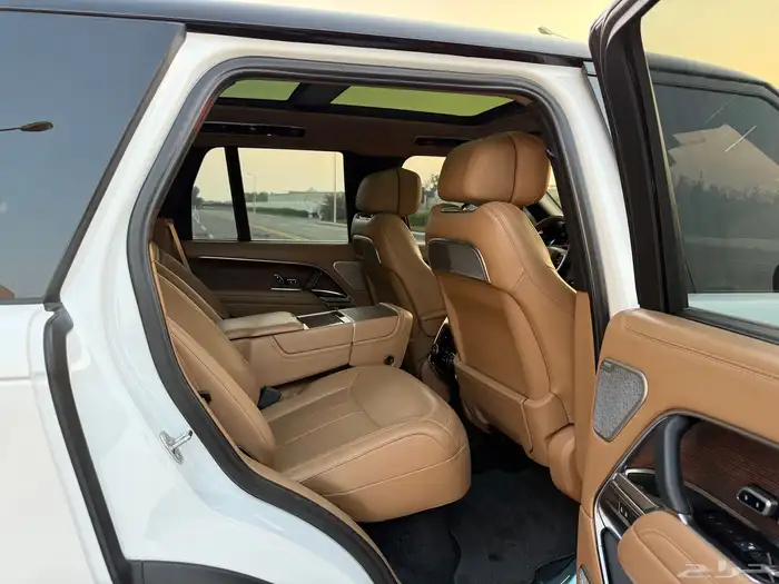 رنج روفر اوتوبيغرافي 2022 - على الضمان 25