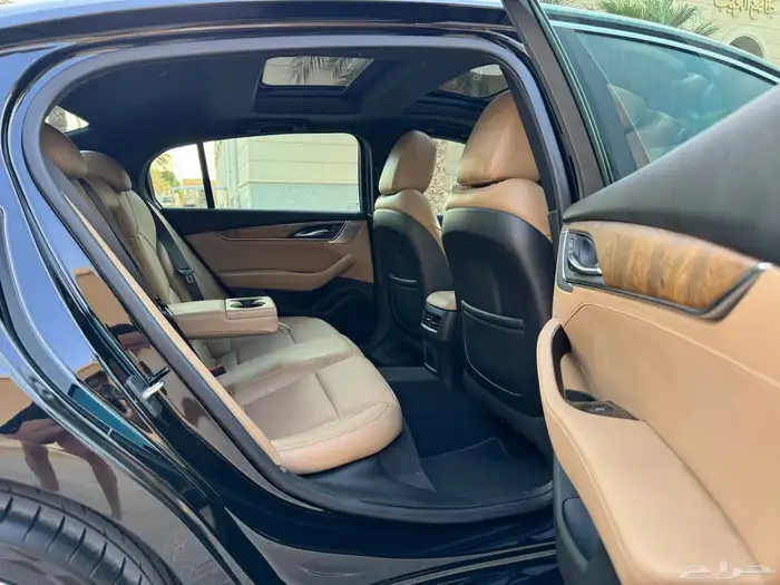 كاديلاك CT5 موديل 2023 اعلى فئة مخزن ممشى 6 الف تحت الضمان 31
